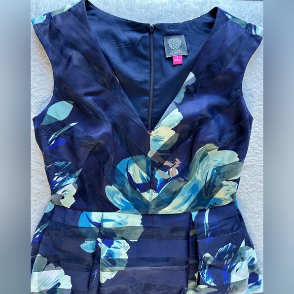 Vince Camuto Cocktail dress, size 4. Never worn. NWOT. - Picture 11 of 13